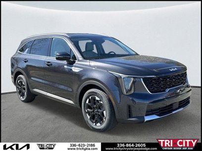 New 2025 Kia Sorento S
