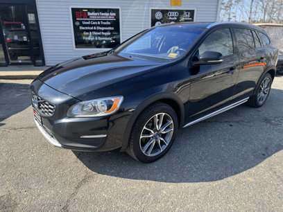 Used 2018 Volvo V60 T5 Cross Country w/ Convenience Package