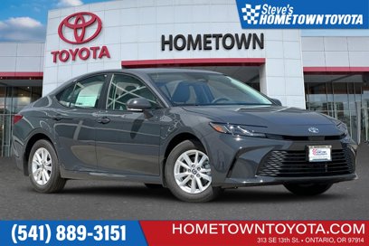 New 2025 Toyota Camry LE w/ Convenience Package