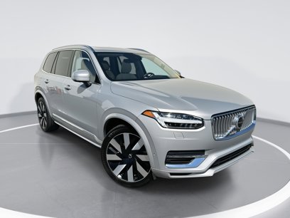 Used 2023 Volvo XC90 T8 Ultimate w/ Lounge Package