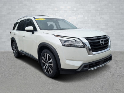 Used 2023 Nissan Pathfinder Platinum w/ Cargo Package