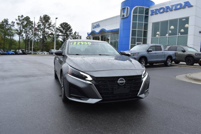 Used 2024 Nissan Altima 2.5 SV