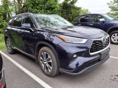 Used 2021 Toyota Highlander XLE