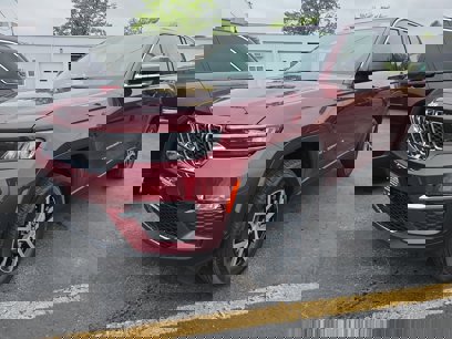 New 2025 Jeep Grand Cherokee Limited w/ Luxury Tech Group II