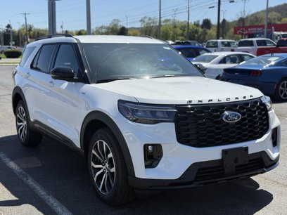 New 2025 Ford Explorer ST-Line