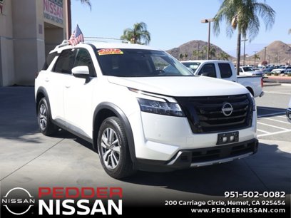 Used 2023 Nissan Pathfinder SL