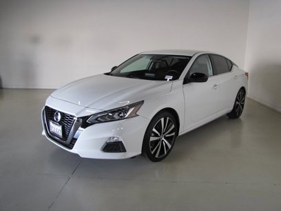 Used 2022 Nissan Altima 2.5 SR