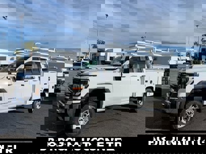 New 2025 GMC Sierra 2500 Pro w/ Convenience Package