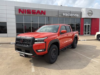 New 2025 Nissan Frontier PRO-4X w/ Pro Convenience Package