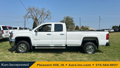 Used 2018 GMC Sierra 2500 4x4 Double Cab w/ Sierra Convenience Package
