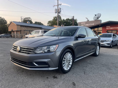 Used 2017 Volkswagen Passat 1.8T SE