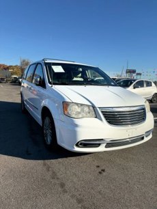 Used 2013 Chrysler Town & Country Touring-L w/ Driver Convenience Group