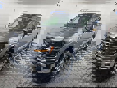 New 2025 Ford F150 XLT w/ Equipment Group 302A MID