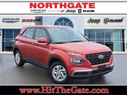 Used 2022 Hyundai Venue SE w/ Cargo Package
