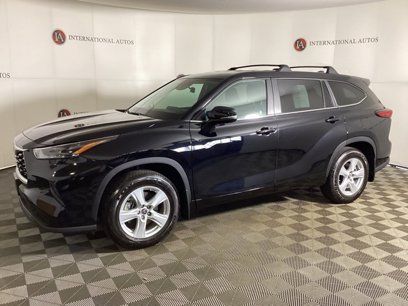 Used 2023 Toyota Highlander L