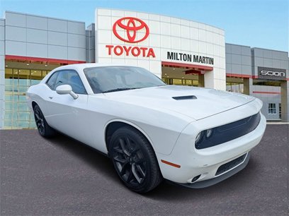 Used 2020 Dodge Challenger SXT w/ Blacktop Package