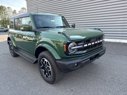 New 2025 Ford Bronco Outer Banks