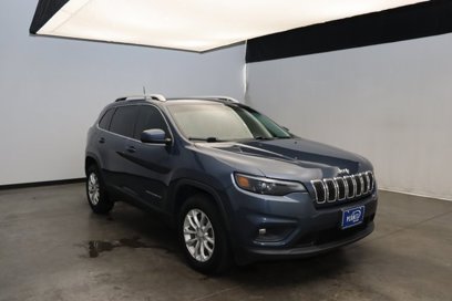 Used 2019 Jeep Cherokee Latitude w/ Popular Appearance Group