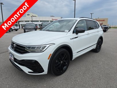 Used 2022 Volkswagen Tiguan SE R-Line