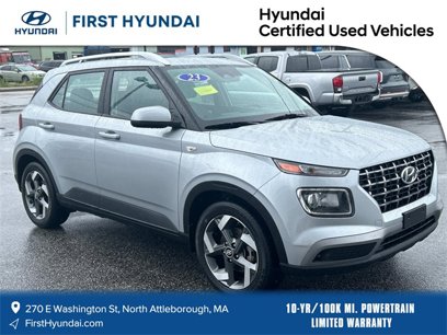 Used 2023 Hyundai Venue SEL
