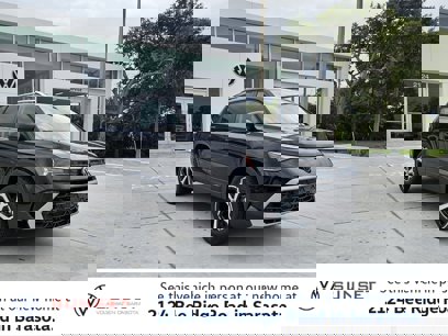 New 2025 Volkswagen Taos SEL