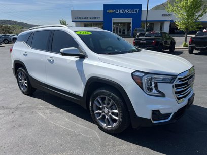 Used 2022 GMC Terrain SLT