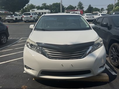 Used 2013 Toyota Sienna XLE
