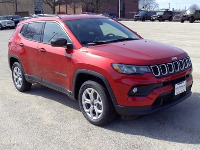New 2025 Jeep Compass Latitude