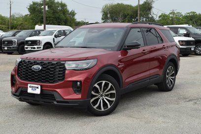 New 2025 Ford Explorer ST-Line w/ Premium Package