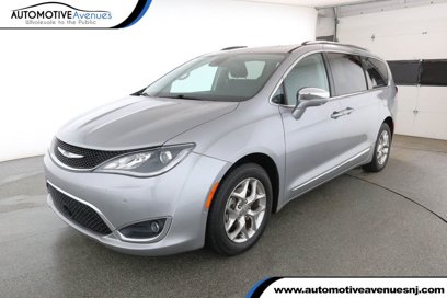 Used 2018 Chrysler Pacifica Limited w/ Advanced Safetytec Group