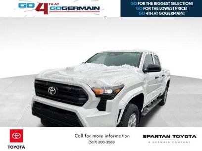 New 2024 Toyota Tacoma SR