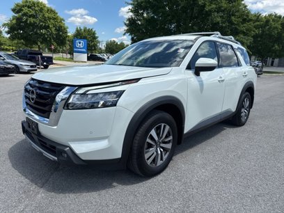 Used 2022 Nissan Pathfinder SL