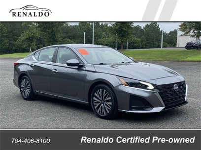 Used 2023 Nissan Altima 2.5 SV