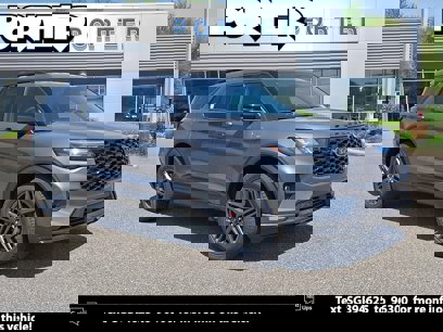 New 2025 Ford Explorer ST-Line