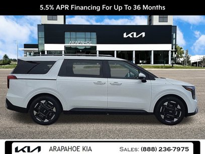 New 2025 Kia Carnival EX