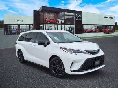 Used 2022 Toyota Sienna XSE