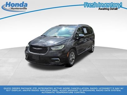 Used 2023 Chrysler Pacifica Limited