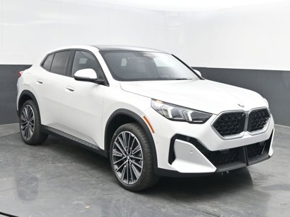 New 2025 BMW X2 xDrive28i w/ Convenience Package