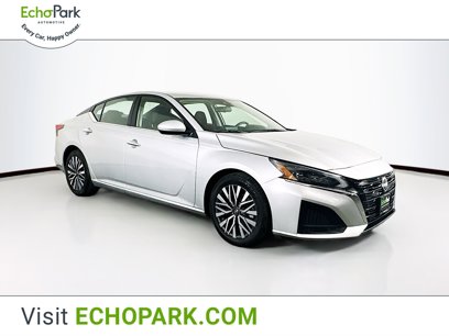 Used 2023 Nissan Altima 2.5 SV