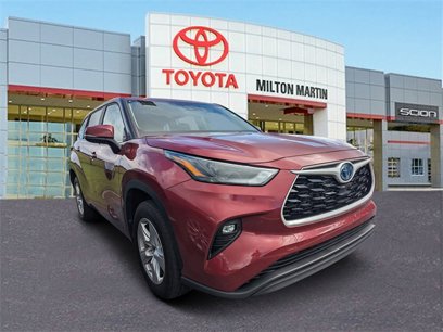 Certified 2024 Toyota Highlander LE