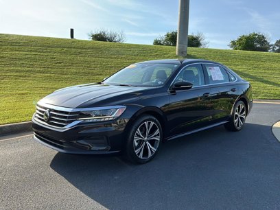 Used 2022 Volkswagen Passat 2.0T SE