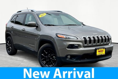 Used 2017 Jeep Cherokee Latitude w/ Cold Weather Group
