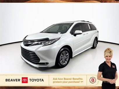 Certified 2022 Toyota Sienna XLE