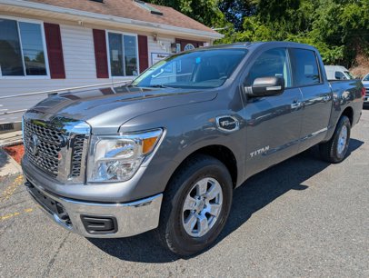 Used 2017 Nissan Titan SV