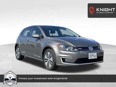 Used 2016 Volkswagen e-Golf SE w/ DC Fast Charging Package