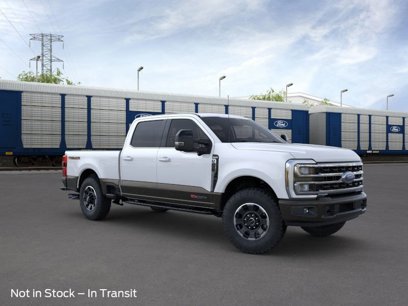 New 2025 Ford F250 4x4 Crew Cab Super Duty