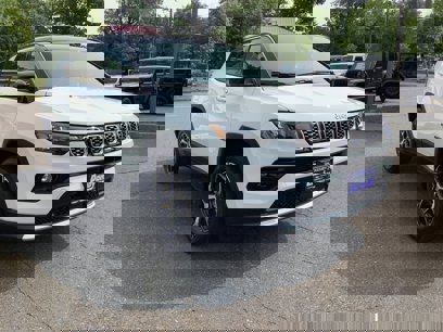 New 2025 Jeep Compass Limited w/ Sun and Sound Group