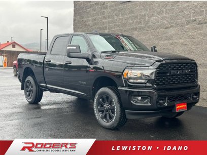 New 2024 RAM 2500 Big Horn w/ Night Edition