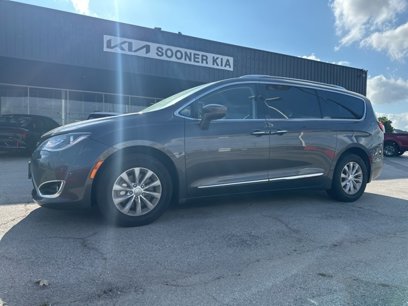 Used 2019 Chrysler Pacifica Touring-L