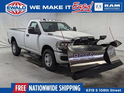 New 2024 RAM 2500 Tradesman w/ Chrome Appearance Group